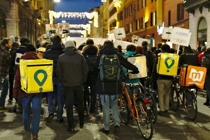 "fighting for rights in the gig economy" by davide.alberani is licensed under CC BY-SA 2.0. To view a copy of this license, visit https://creativecommons.org/licenses/by-sa/2.0/?ref=openverse.