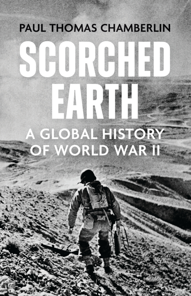 Front cover of Scorched Earth by Paul Thomas Chamberlain