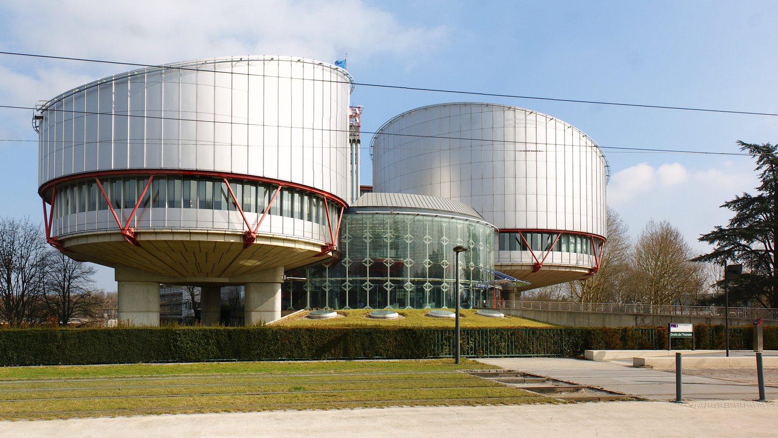 Photo of the European Court of Human Rights building